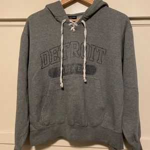 Gray Laced-up Jersey like Detroit Hockey Sweatshirt Large MV Sport Red Wings